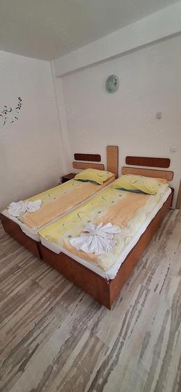 Vila, pensiune P+2+M de vanzare in Predeal - 7