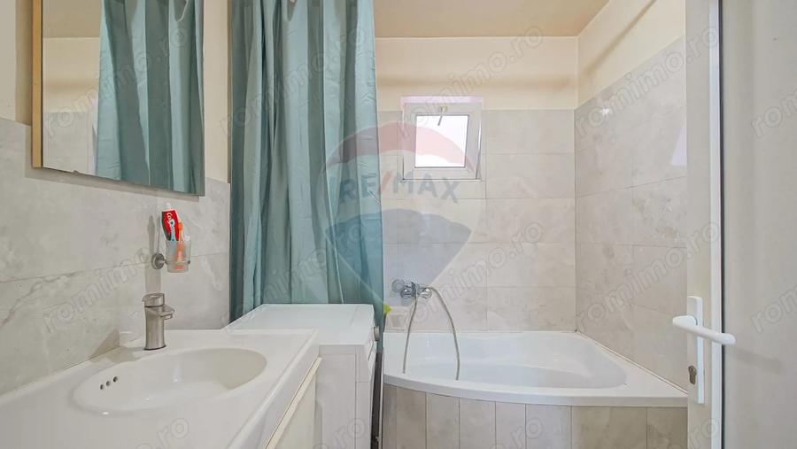 Casă cu 3 camere cu Teren 302 Mp în Blumăna