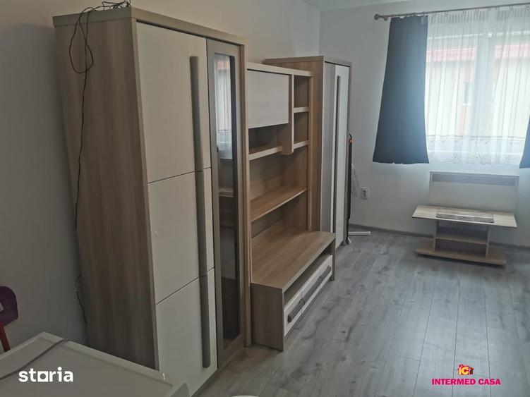 Apartament cu 2 camere în Vasile Aaron