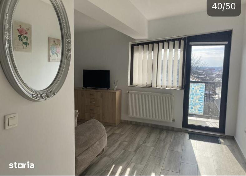 Casă cu Teren 700 Mp în Central