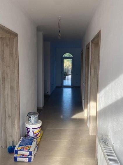 Casă cu 4 camere cu Teren 1000 Mp în Șag