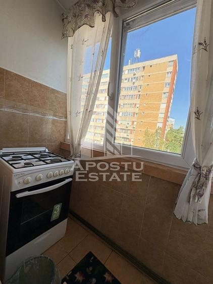 Apartament cu 2 camere decomandat, mobilat în Dacia