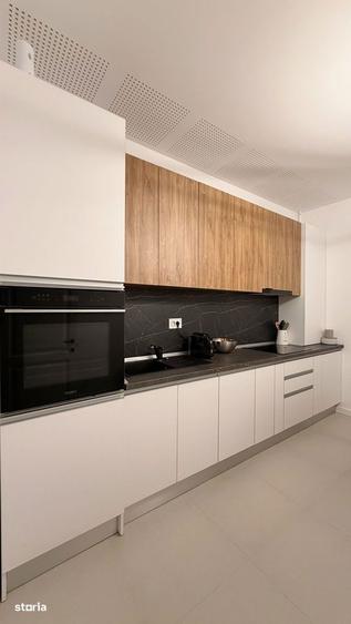 Apartament cu 3 camere în Băneasa