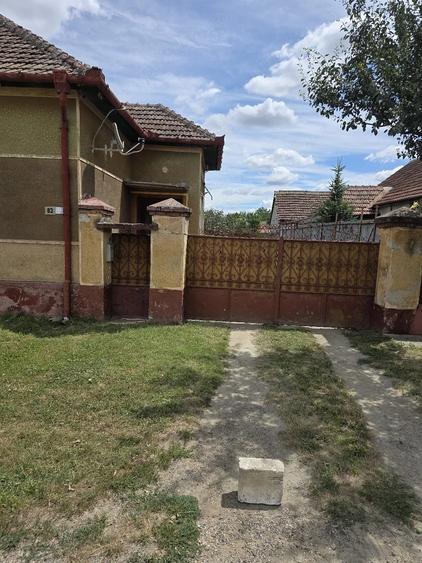 Casă cu 2 camere cu Teren 844 Mp în Uliuc