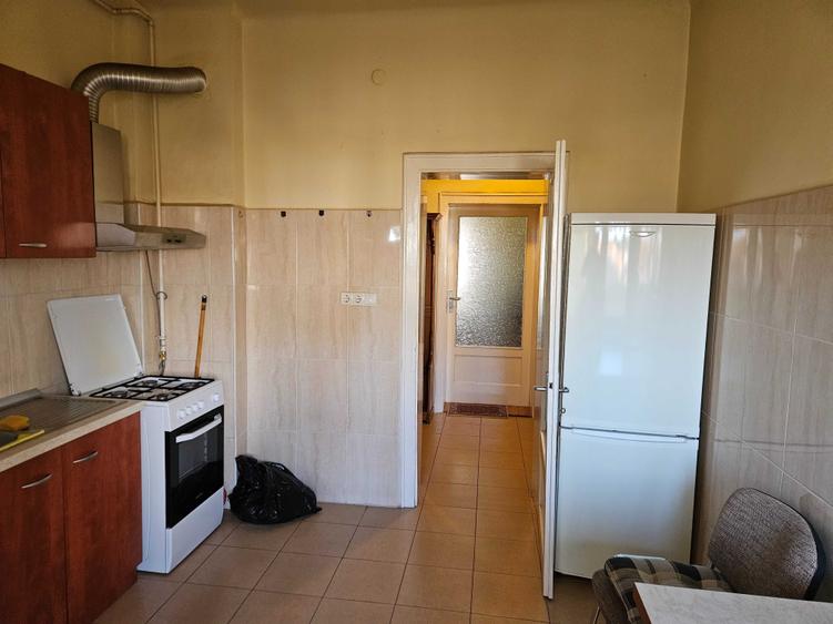 Dau in chirie apartamen 3 camere - 2