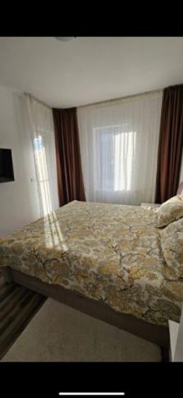 Apartament cu 2 camere decomandat în Giroc