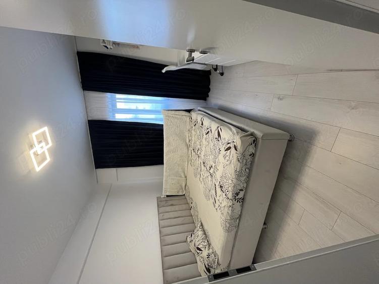 Apartament cu 3 camere decomandat în Exterior Vest
