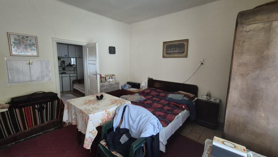 Casă individuală cu 4 camere cu Canalizare în Casa de Cultură