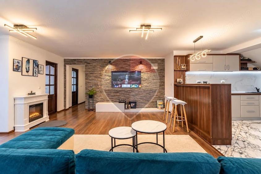 Apartament cu 4 camere decomandat în Filiași