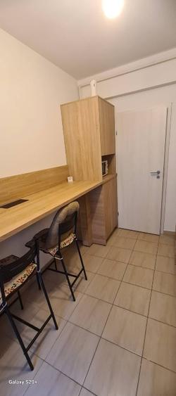 Proprietar, închiriez apartament 2 camere decomandat  - 5