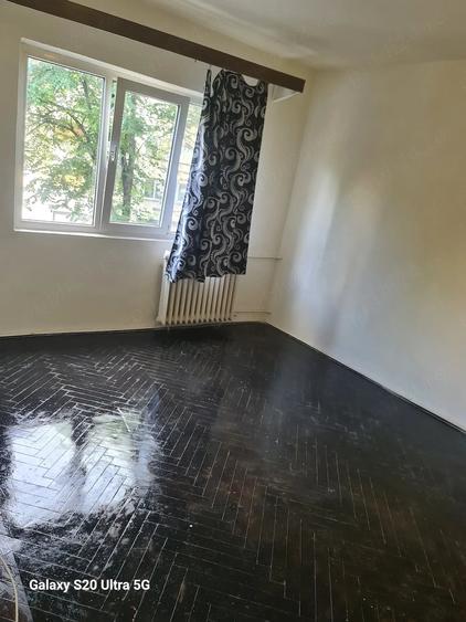 Apartament cu 3 camere decomandat în Circumvalațiunii