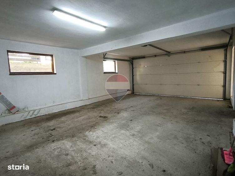 Casă cu 4 camere în Sud