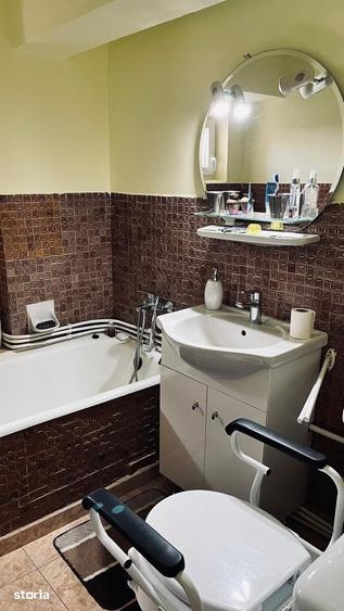 Apartament cu 3 camere în Central