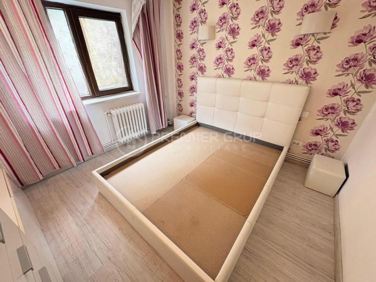 Apartament cu 3 camere decomandat în Ultracentral