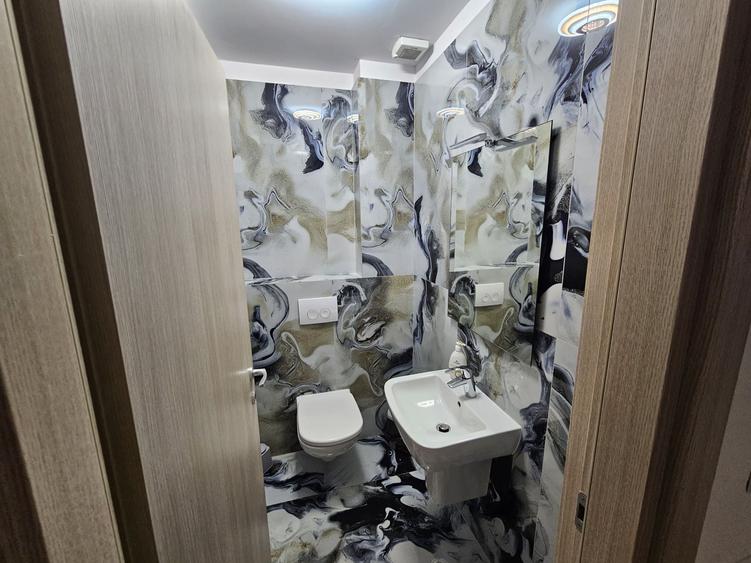 Apartament cu 2 camere decomandat în Central