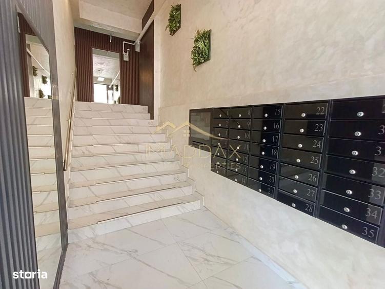 Apartament cu 2 camere decomandat în Roșu