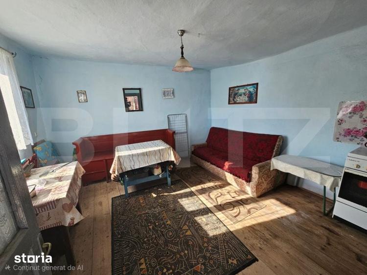 Casă cu 4 camere cu Teren 1000 Mp în Sâncel