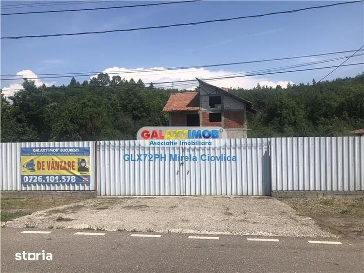 Casă cu 6 camere cu Teren 1513 Mp în Cornu