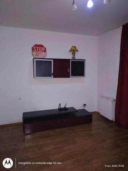 Apartament cu 2 camere decomandat în Nicolae Titulescu