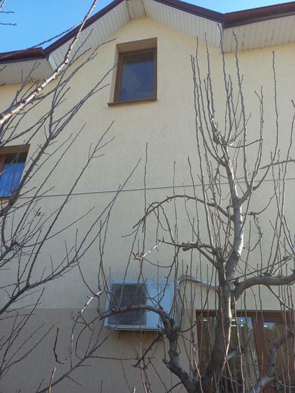 Casă cu 4 camere cu Teren 130 Mp în Strugurilor