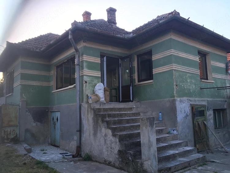 Casă cu Teren 1000 Mp în Rapolțel
