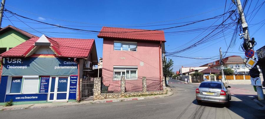 Casă individuală cu 2 camere cu Canalizare în Fundeni
