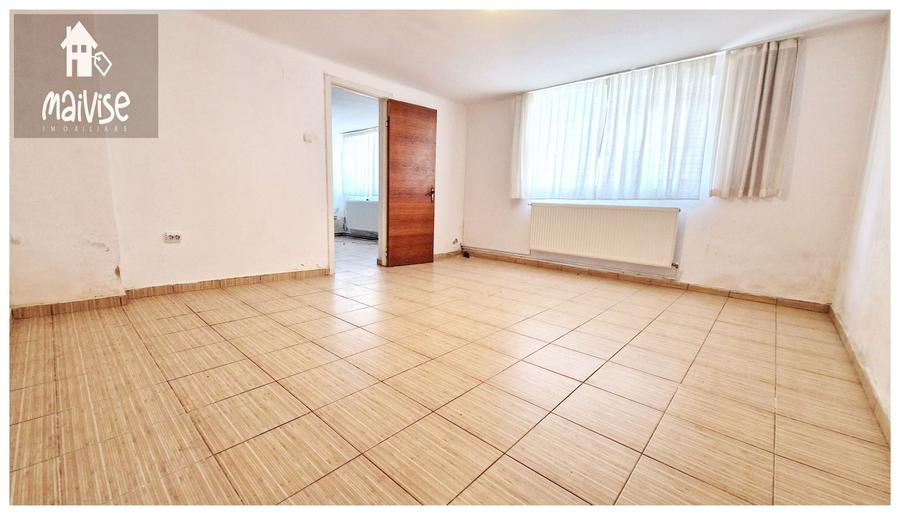 Apartament cu 2 camere semidecomandat în Schei