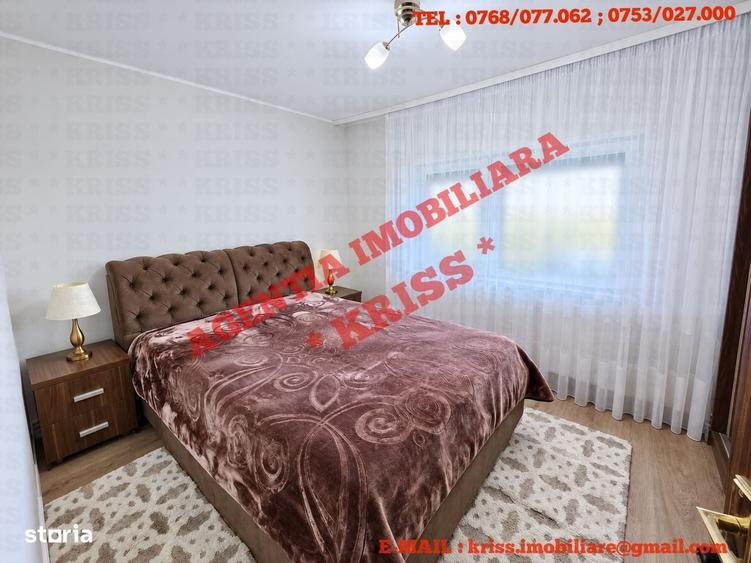 Apartament cu 3 camere decomandat în Prundu