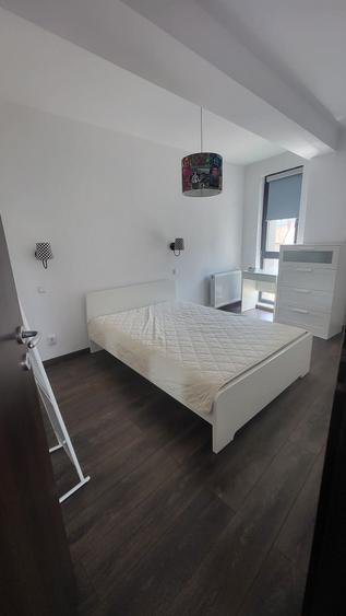 Apartament cu 2 camere semidecomandat în Obor