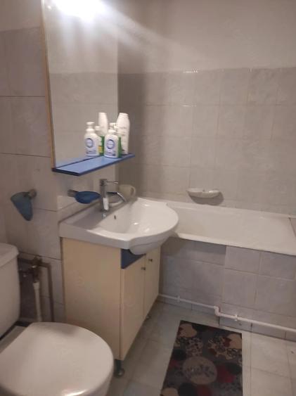 Apartament cu 2 camere decomandat în Decebal