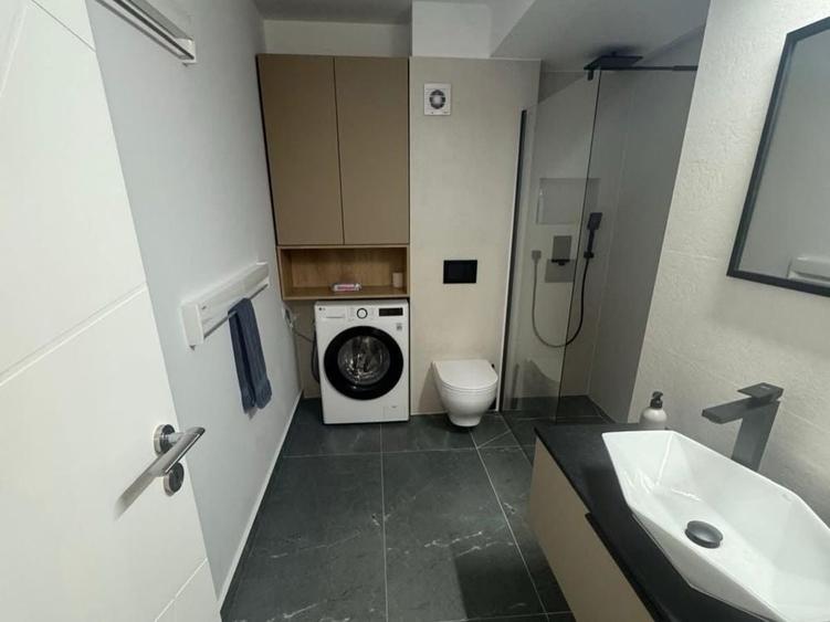Apartament cu 2 camere decomandat în Trivale