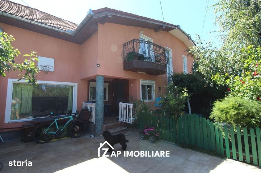 Casă cu 4 camere în Central