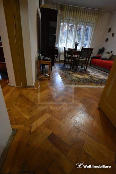 Apartament cu 3 camere decomandat, mobilat în Central