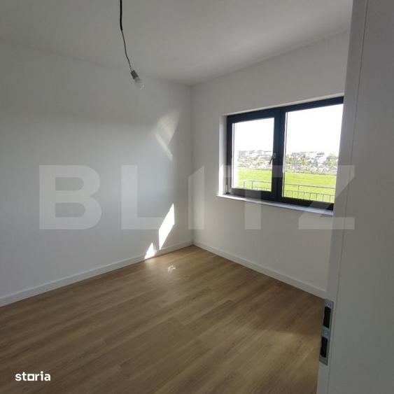 Casă cu 4 camere în Valea Adâncă