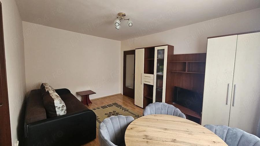 Apartament cu 2 camere semidecomandat în Nufărul