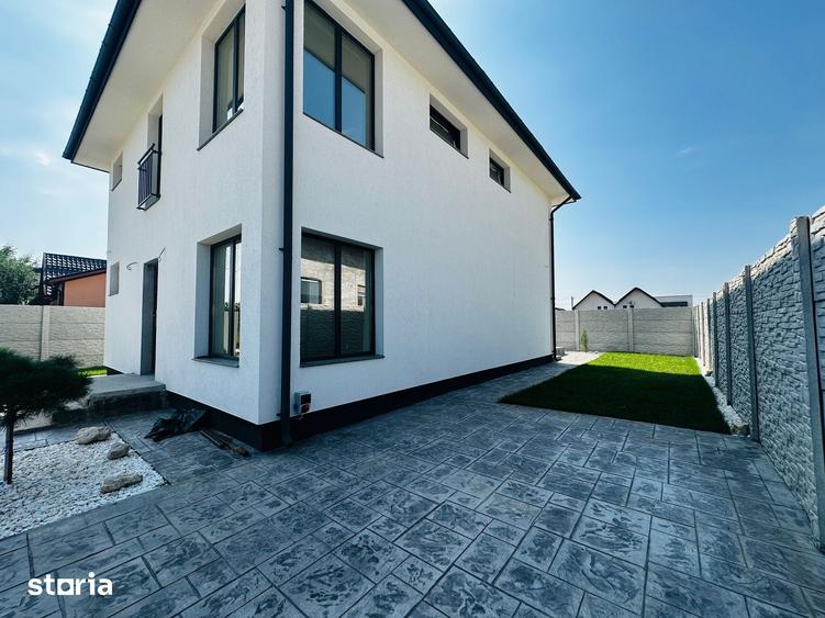 Casă cu 4 camere cu Teren 270 Mp în Berceni