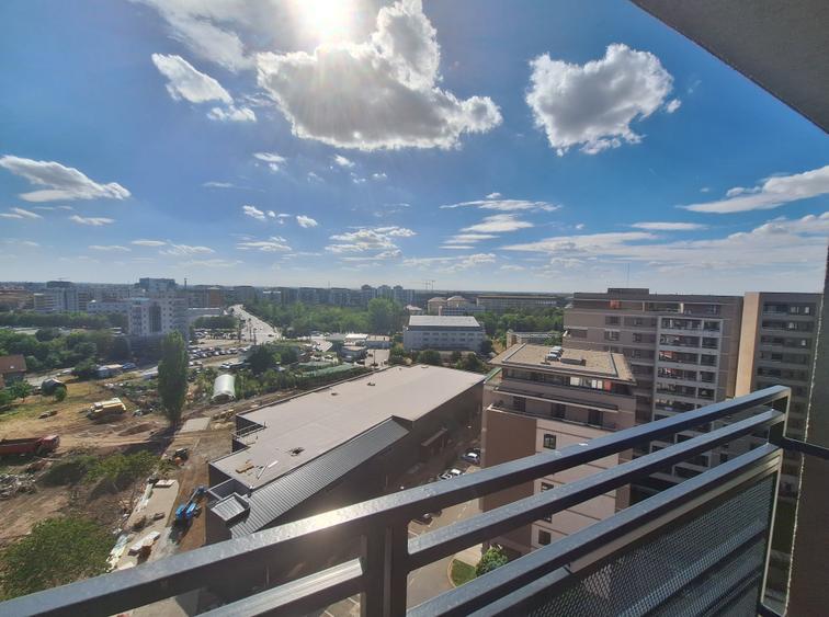 Penthouse cu 2 camere decomandat în Aradului