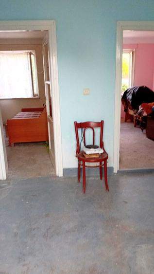 Casă cu 4 camere în Bumbăta