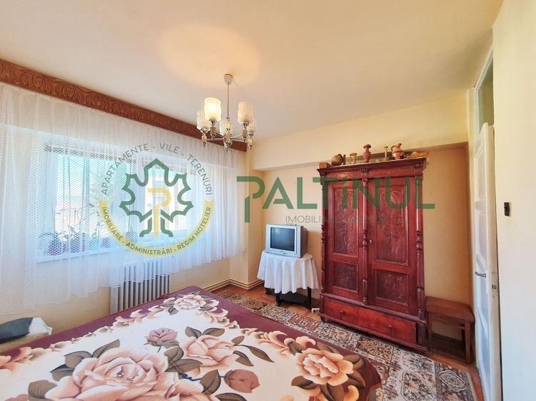 Apartament cu 4 camere decomandat, mobilat în Mihai Viteazul