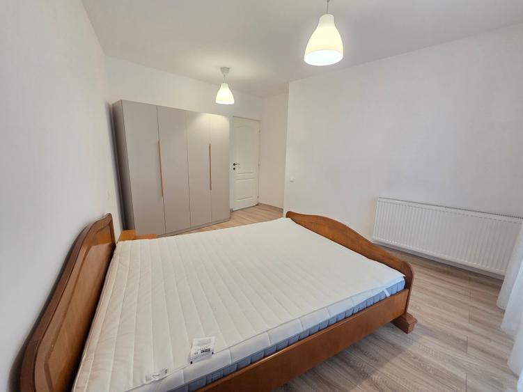 Apartament cu 2 camere decomandat în Drumul Taberei