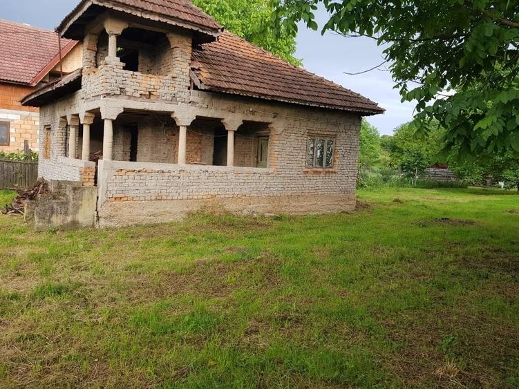 Casă cu 3 camere în Exterior Vest
