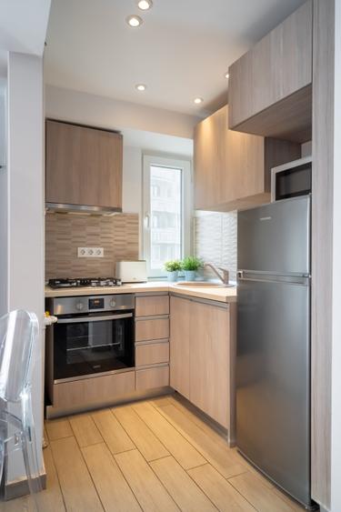 Apartament cu 2 camere semidecomandat în Calea Victoriei