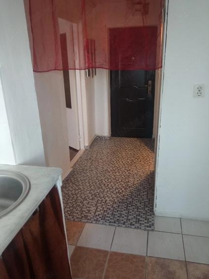 Garsonieră decomandată în Unirii Sud