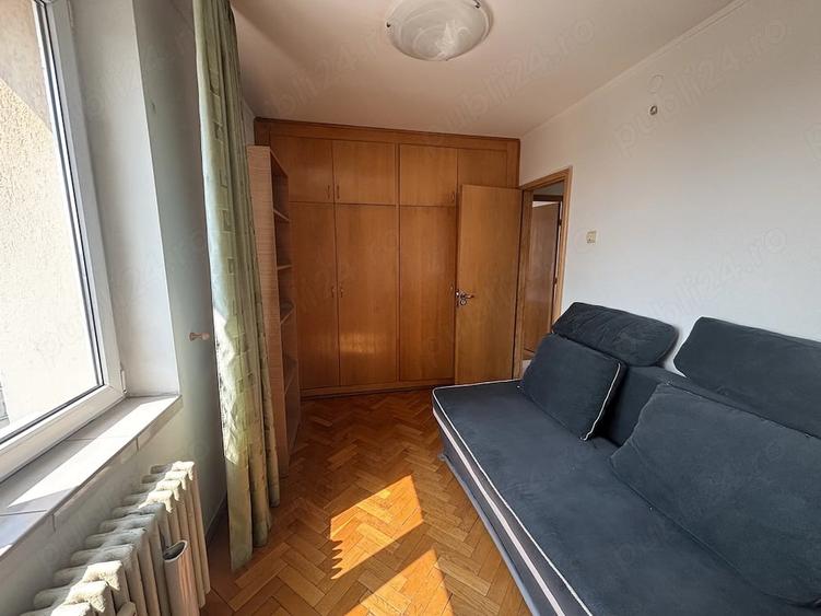 Apartament cu 3 camere decomandat în Tineretului