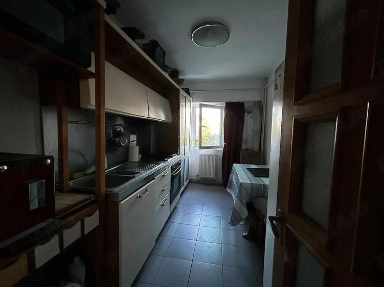 Apartament cu 3 camere decomandat în Ultracentral