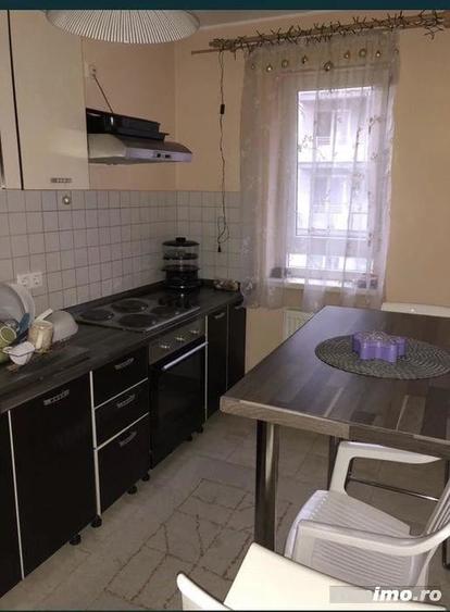 Garsonieră decomandată în Gării