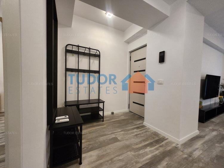 Apartament cu 3 camere semidecomandat, mobilat în Șoseaua Nordului