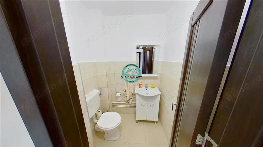 Apartament cu 3 camere decomandat în Cornișa
