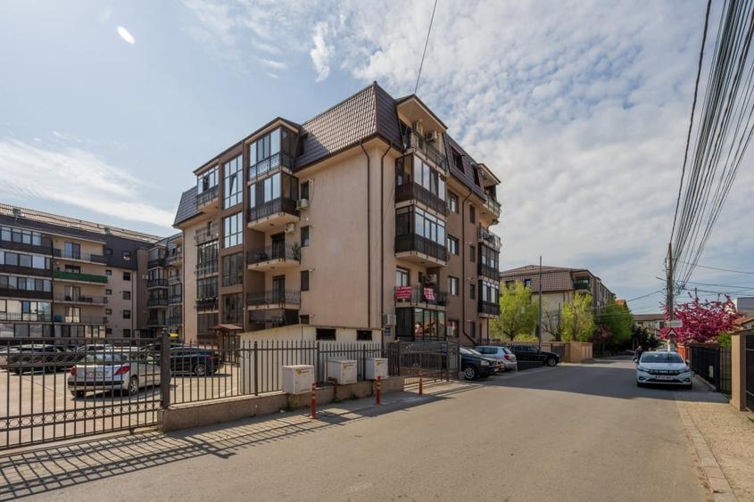 Apartament cu 3 camere decomandat, mobilat în Dobroești