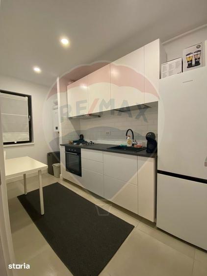 Apartament cu 3 camere, mobilat în Nord